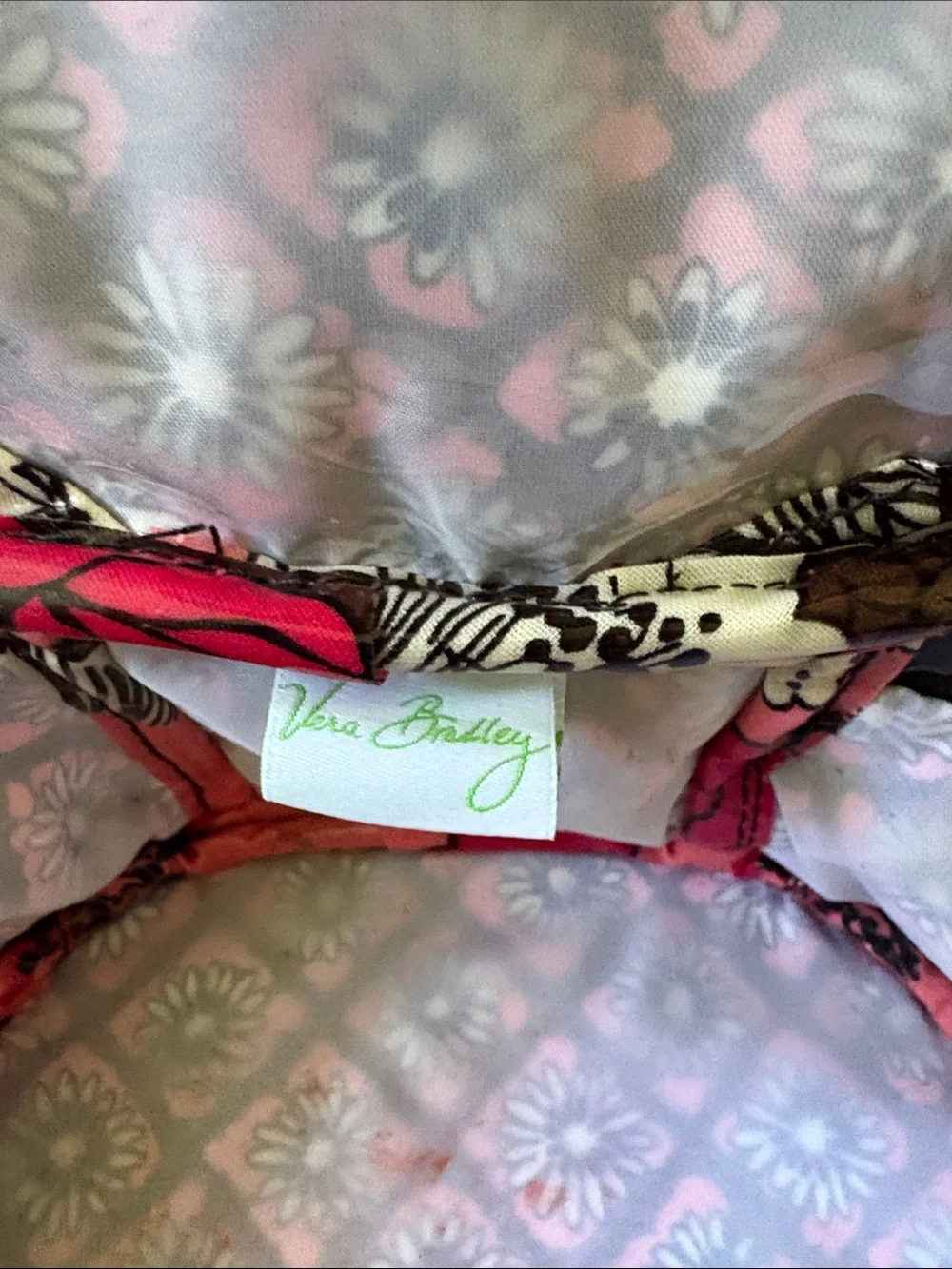 Vera Bradley Pink Red Floral Round Cosmetic Case